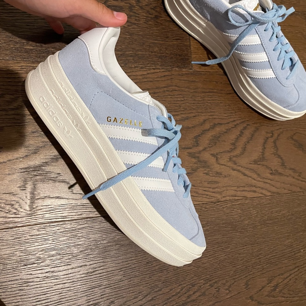 Adidas woman’s gazelle bold shoes